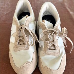 New Balance Beige & White Suede Runner Sneakers
